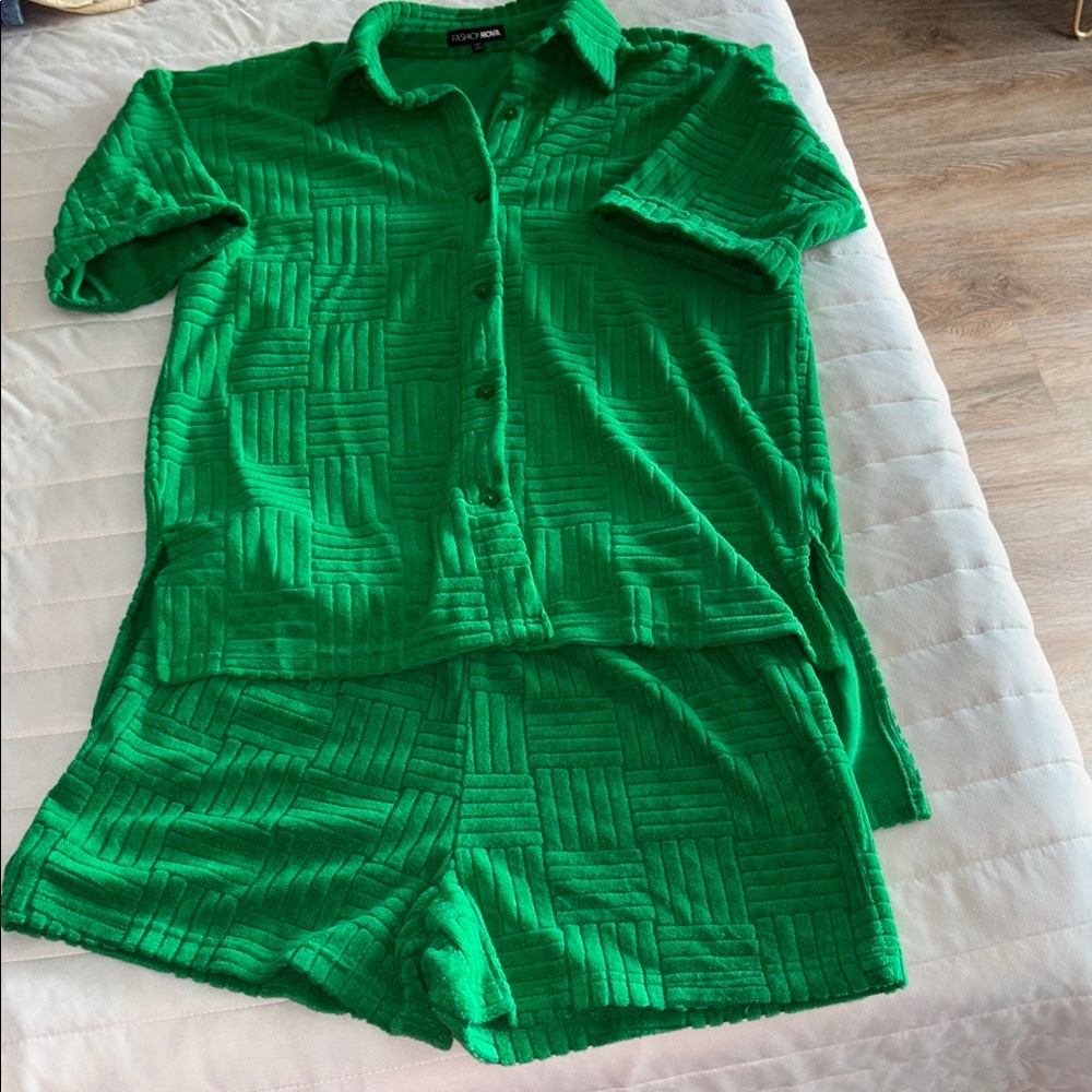 Fashion Nova Green High Waist Textured Short Set